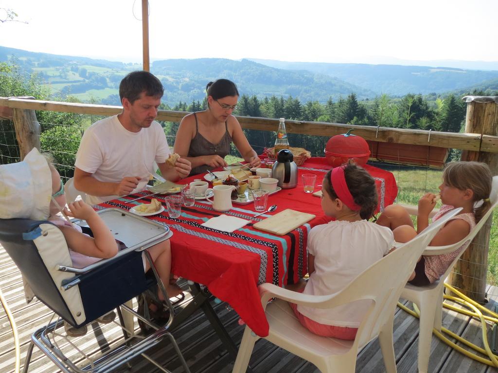 Les Grandes Fontaines Bed & Breakfast La Longine ภายนอก รูปภาพ