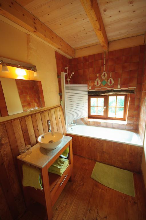Les Grandes Fontaines Bed & Breakfast La Longine ห้อง รูปภาพ